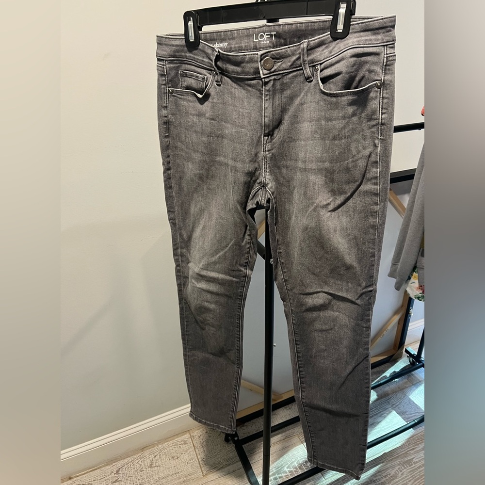 LOFT Women's Gray Skinny Jeans